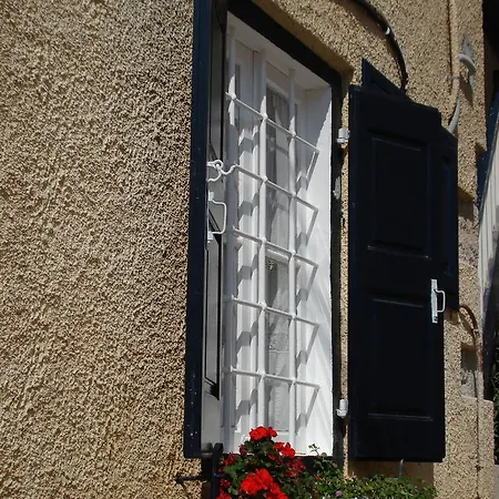 Apartment To Spitaki