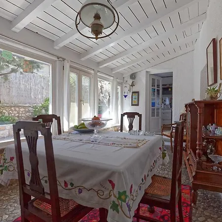 To Spitaki * Галаксиди