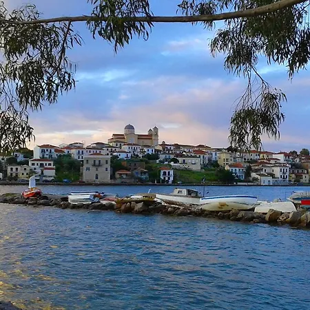 To Spitaki Apartment Galaxidi