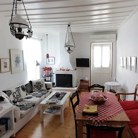 To Spitaki * Galaxídhion